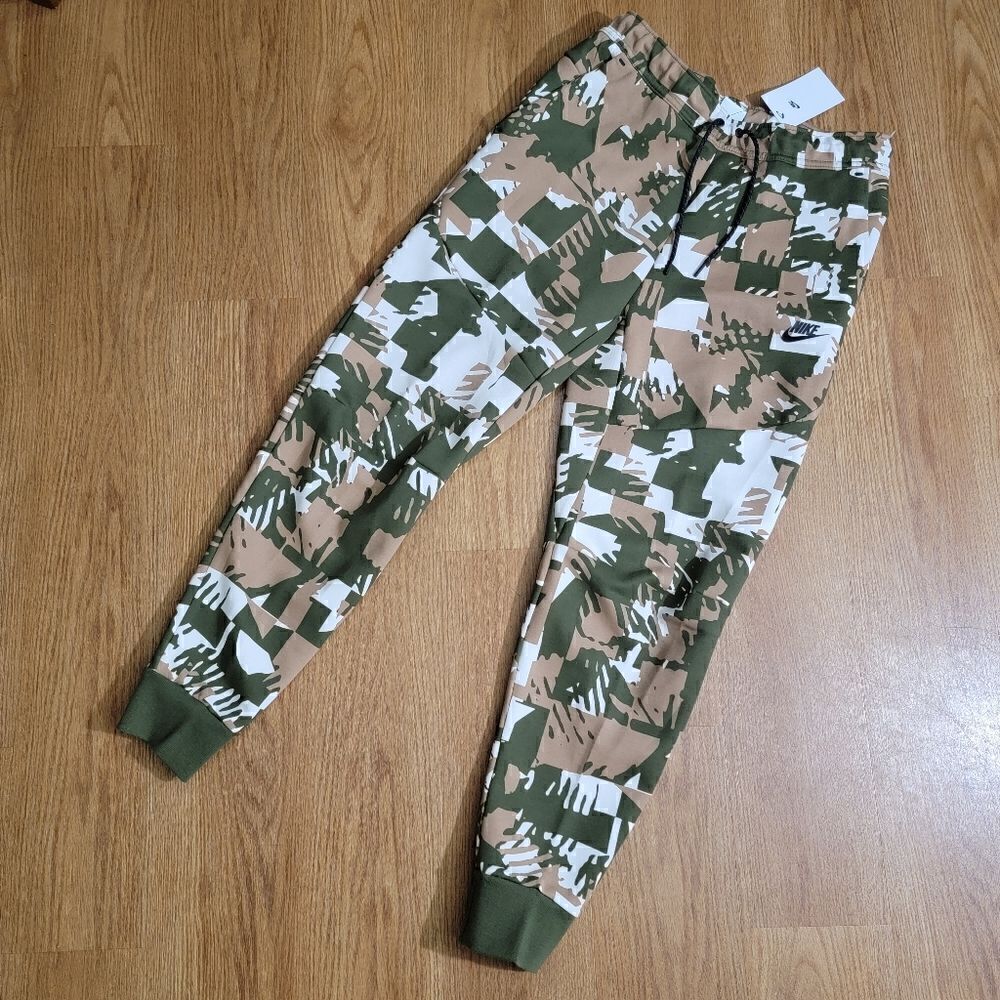 Nike Tech Pack Fleece Camo Joggers Pants NSW Olive Green Black Size Large L New